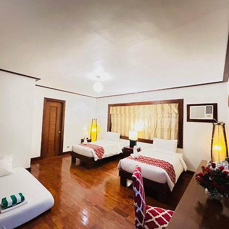 OYO 237 Sheridan Boutique Resort Oton Extérieur photo