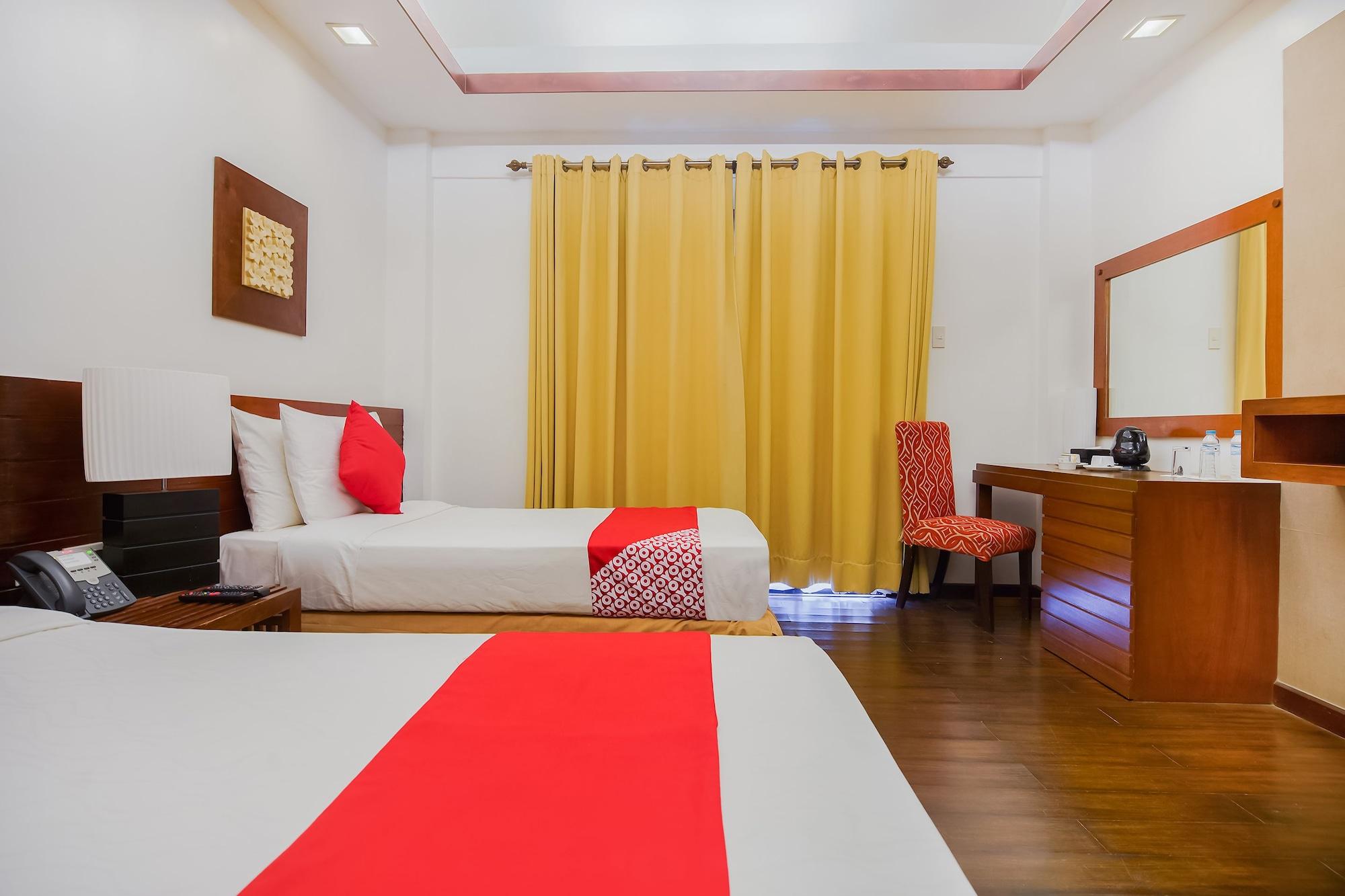 OYO 237 Sheridan Boutique Resort Oton Extérieur photo