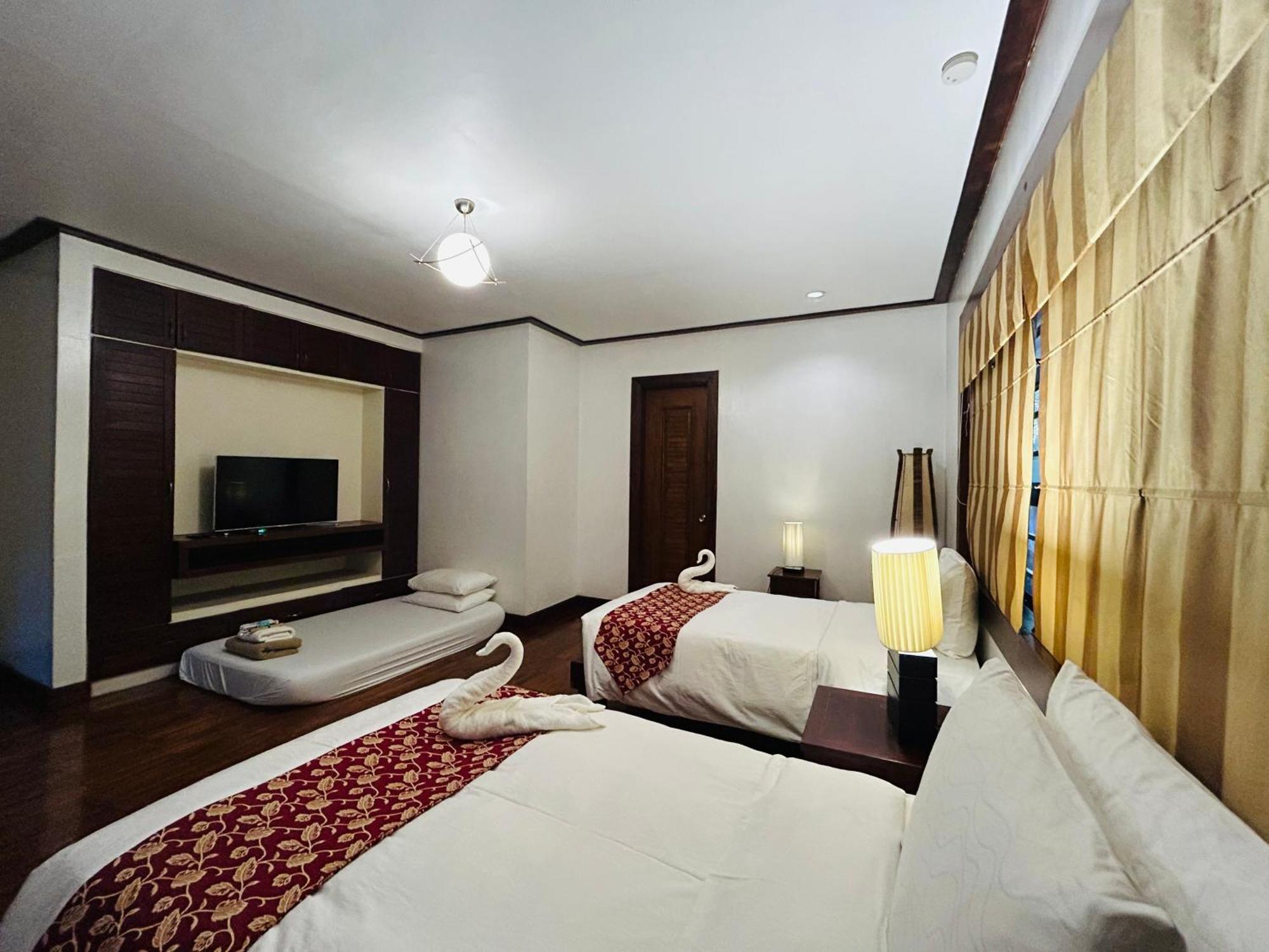 OYO 237 Sheridan Boutique Resort Oton Extérieur photo