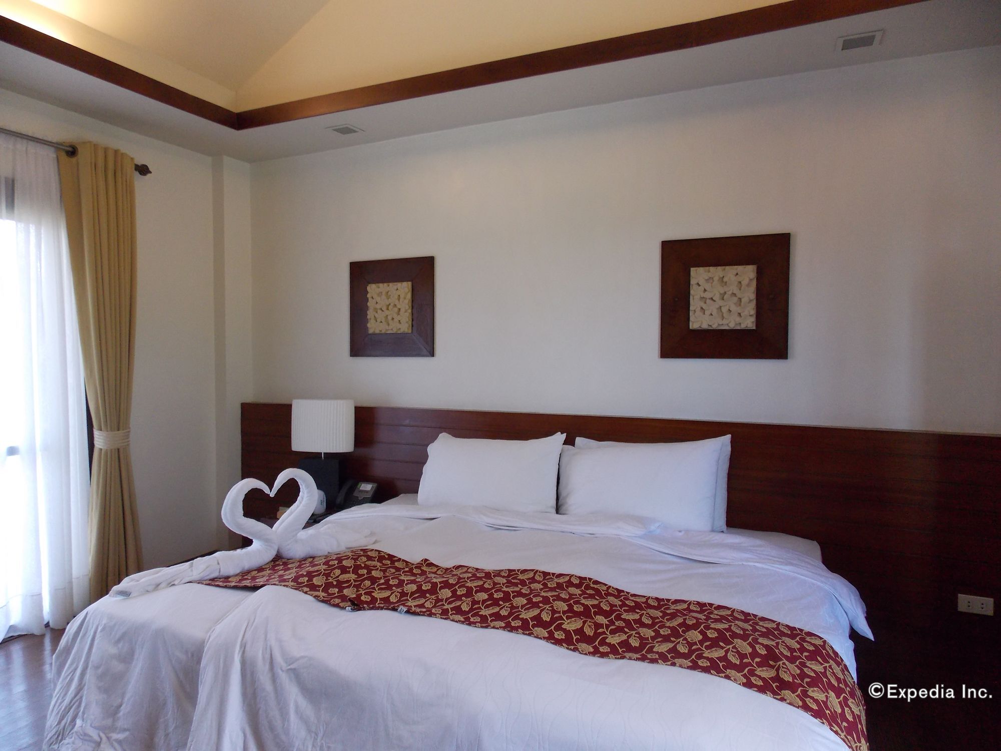 OYO 237 Sheridan Boutique Resort Oton Extérieur photo