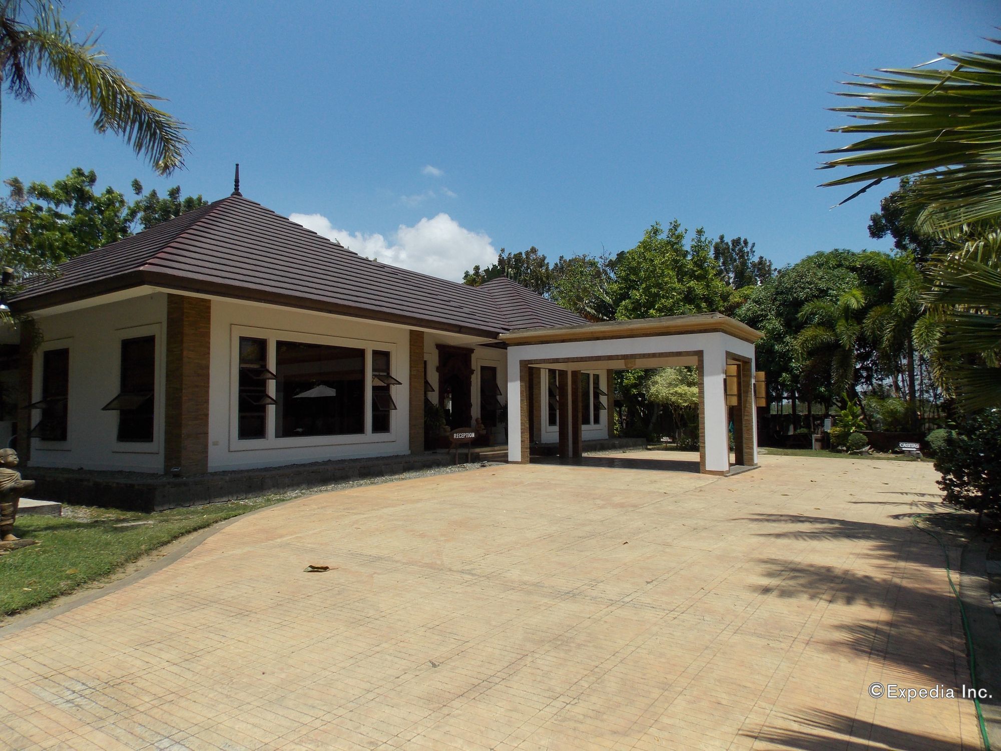 OYO 237 Sheridan Boutique Resort Oton Extérieur photo