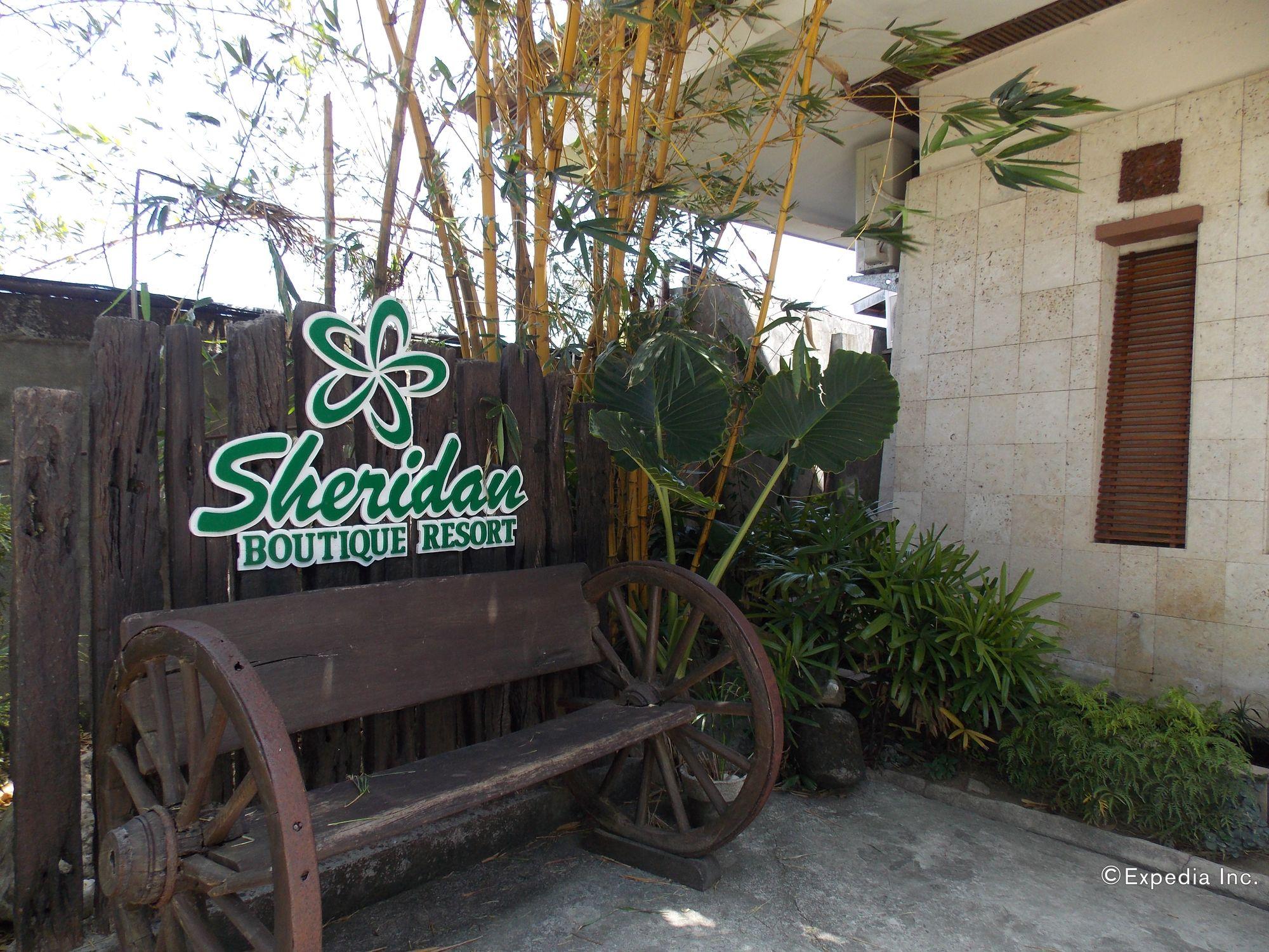 OYO 237 Sheridan Boutique Resort Oton Extérieur photo